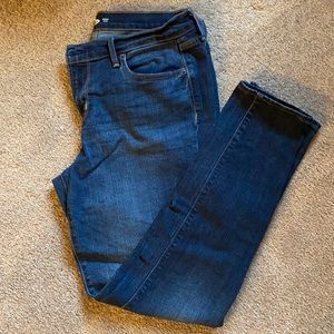 Old Navy Women’s Size 10 Curvy Skinny Jeans